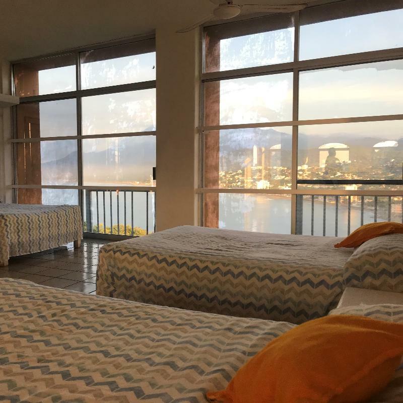 Casa Mexicana La Reyna Мансанильо Экстерьер фото